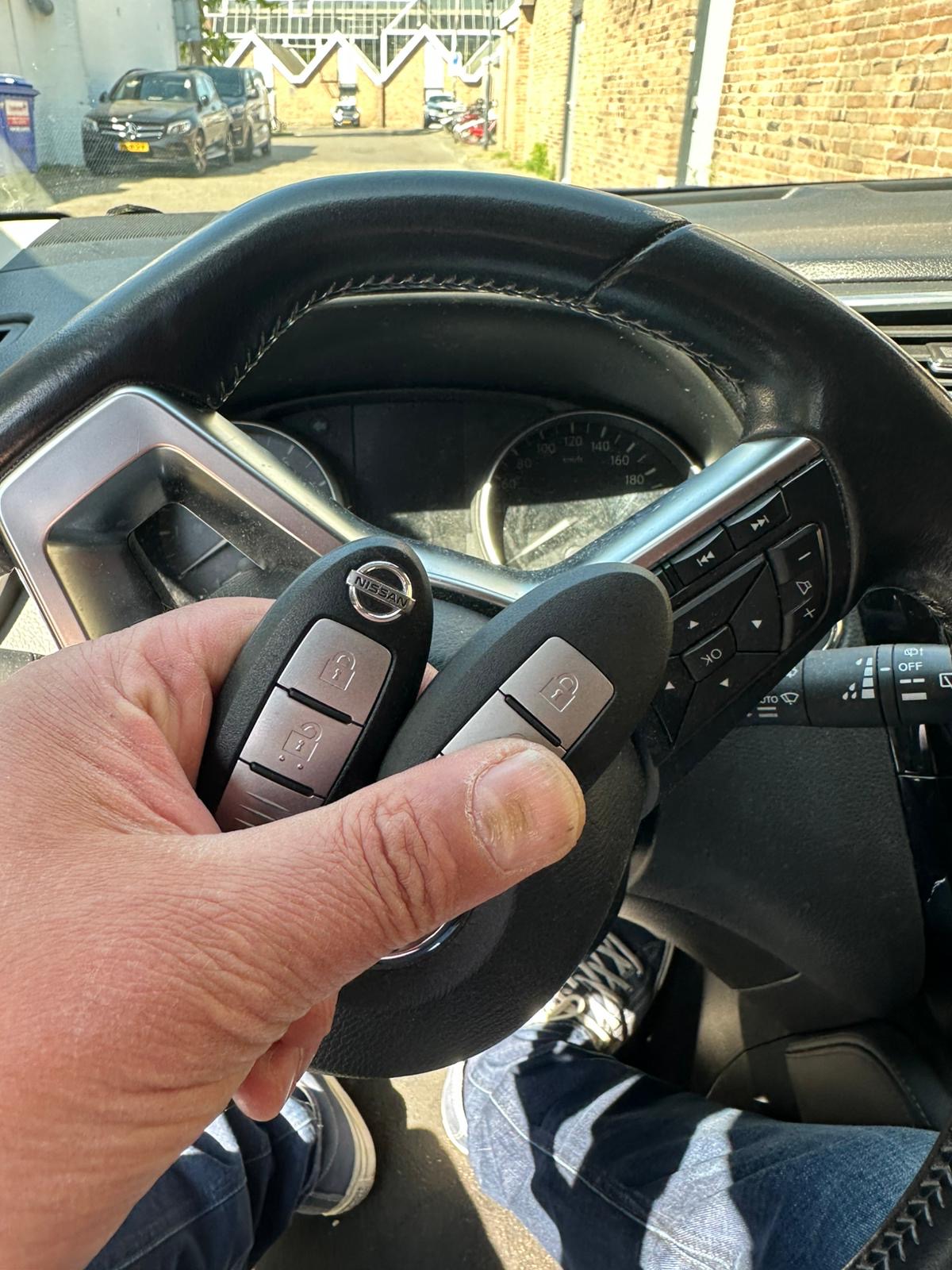 Nissan sleutel bijmaken - Smart key service